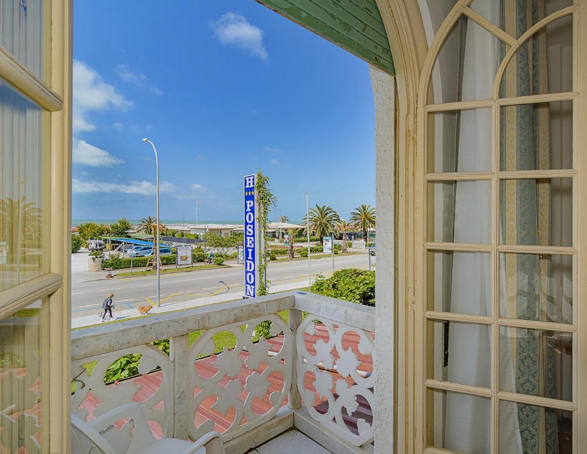 Hotel Poseidon Марина-ді-П'єтразанта Екстер'єр фото